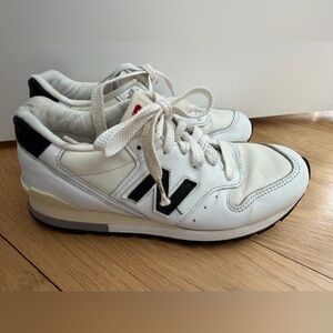 New Balance 966 boys sz 6.5